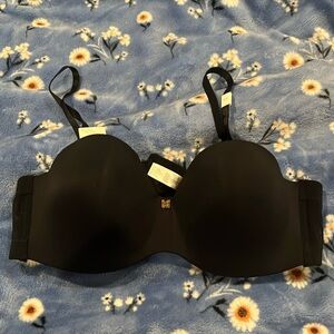 Black convertible strapless bra 38c